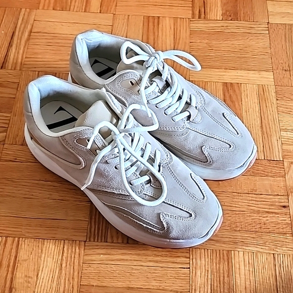 Zara sneakers leather cream in great condition sizen37 / 6.5 leather - Picture 6 of 12